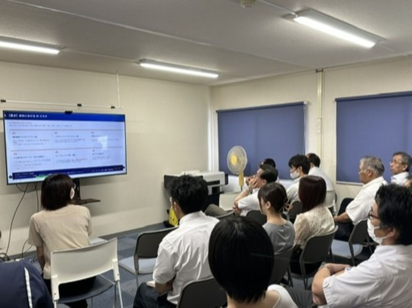 R8情報コンプラ1.jpg