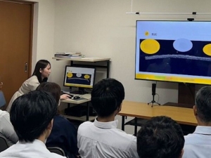 R8発表者3.jpg